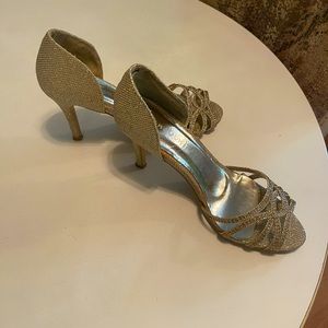 homecoming/cocktail heel